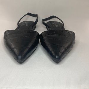 Selling used size 7 Seychelles